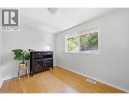 64 WARREN Road - 16