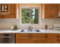 1576 RILEY Avenue - 17