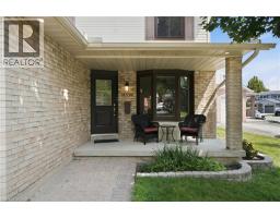 1576 RILEY Avenue - 2