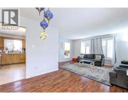 78 MARKSON Crescent - 10