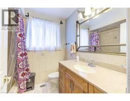 78 MARKSON Crescent - 21