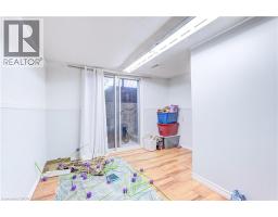 78 MARKSON Crescent - 25