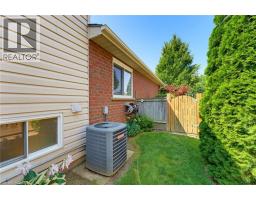 17 BUCHANAN Drive - 36