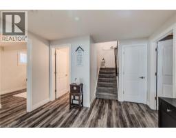 19 LOCK Street - 33
