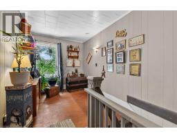 18 KING Street UnitNo. A&B - 37
