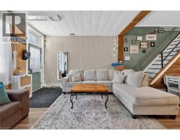 18 KING Street UnitNo. A&B - 6