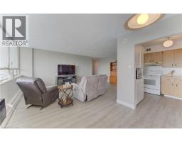 24 MIDLAND Drive UnitNo. 403 - 5