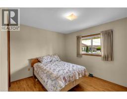 55 YOUNG Street - 24