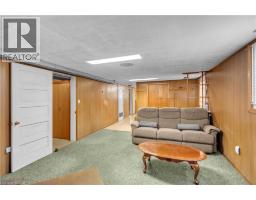 55 YOUNG Street - 34
