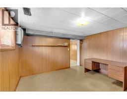 55 YOUNG Street - 39