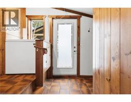 142 GRIFFIN Street S - 3