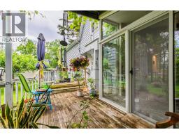 142 GRIFFIN Street S - 35