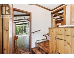 142 GRIFFIN Street S - 5