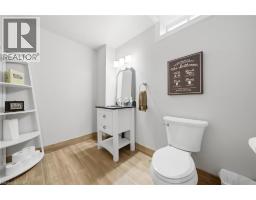 401 VALRIDGE Drive - 40