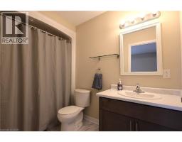 60 CANTERBURY Drive UnitNo. 25 - 10