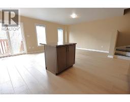 60 CANTERBURY Drive UnitNo. 25 - 4