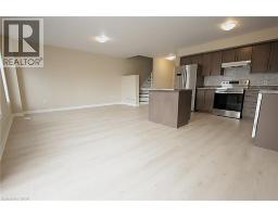 60 CANTERBURY Drive UnitNo. 25 - 5
