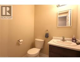 60 CANTERBURY Drive UnitNo. 25 - 8
