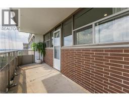 215 GLENRIDGE Avenue UnitNo. 1510 - 28