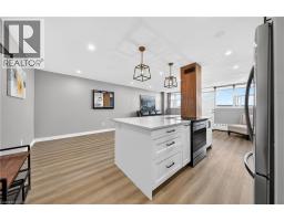 215 GLENRIDGE Avenue UnitNo. 1510 - 4