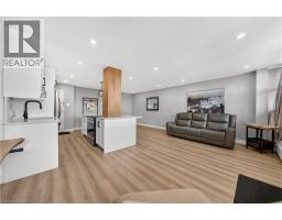215 GLENRIDGE Avenue UnitNo. 1510 - 9