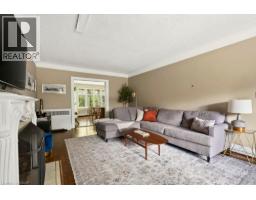 71 STANLEY Avenue - 12