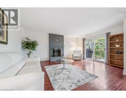 21 TINATAWA Court - 11