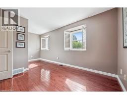 21 TINATAWA Court - 17