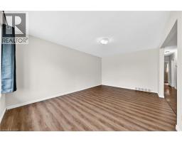 34 AVENUE Road - 14