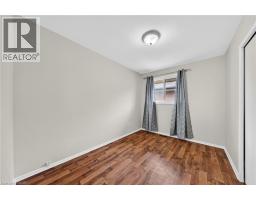 34 AVENUE Road - 23