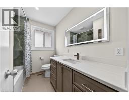 34 AVENUE Road - 25