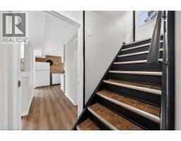 34 AVENUE Road - 28