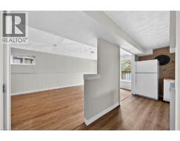 34 AVENUE Road - 29
