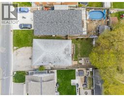 34 AVENUE Road - 48