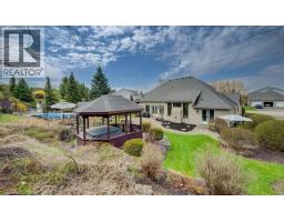 207 WOODRIDGE Drive - 48