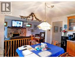 4916 THIRTY Road N - 30