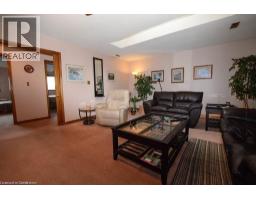 120 PARKDALE Avenue N - 37