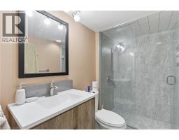 22 COLONIAL Street - 30