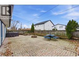 22 COLONIAL Street - 34