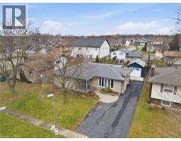 22 COLONIAL Street - 36