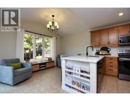 35 ERINGATE Drive - 19