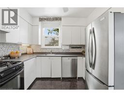 153 PARKVIEW Drive - 19