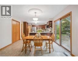 82 CORFIELD Drive - 17