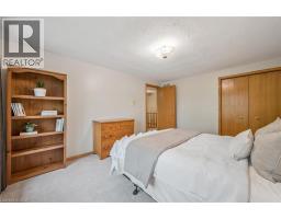 82 CORFIELD Drive - 25