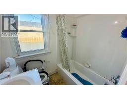486 MATTHEW BRADY Avenue - 22