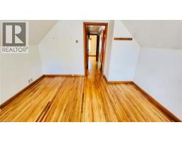 486 MATTHEW BRADY Avenue - 27