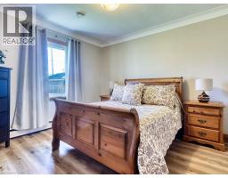 52 CARTER Street - 13
