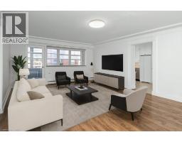 9 GRANT Boulevard UnitNo. 201 - 5