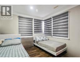 251 KING Street E - 14