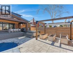71 ROSSLINN Road - 41